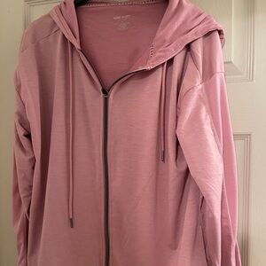 Women’s Nine West Sports Set.  Size M.  Pink.  New w/o Tags.